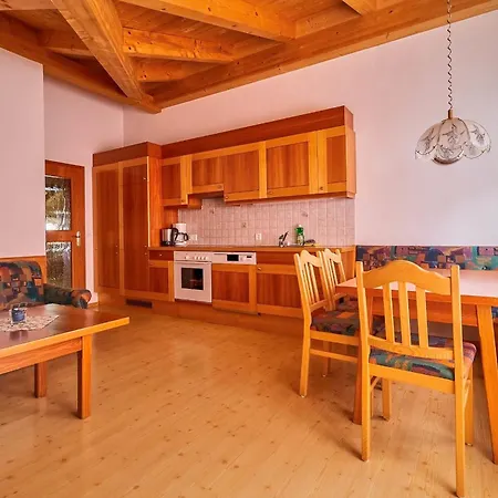 Apartment Chasa Vallaina *